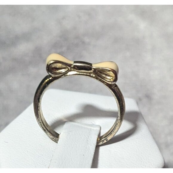 Minimalist Coquette Silver Tone And Cream Bow Ring Size 7 - Picture 10 of 13